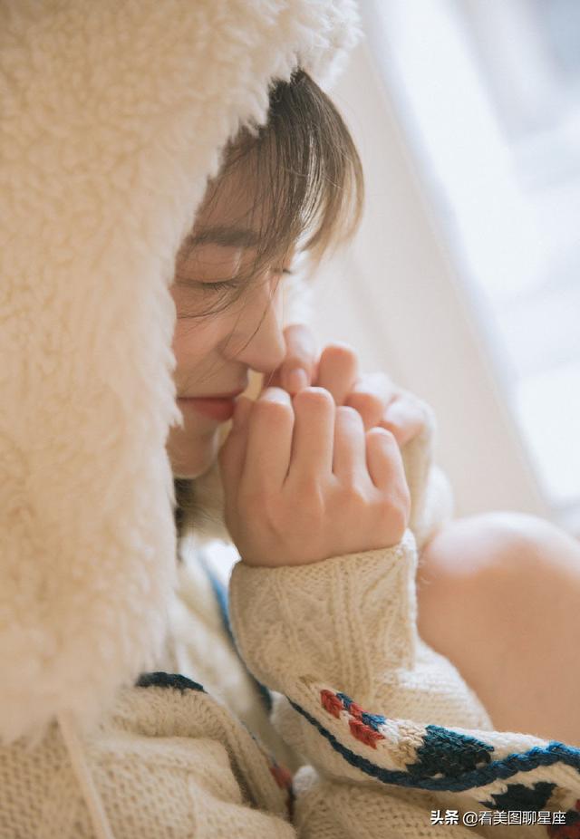 小清新长腿美女性感私房写真图片集,简简单单的爱,就是喜欢她