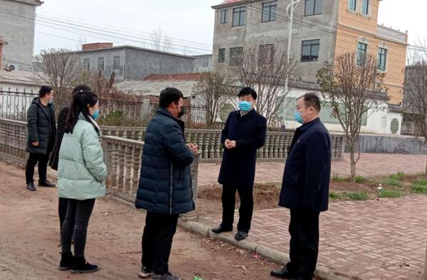 新蔡县委副书记县长申保卫到孙召镇指导林业生产等工作