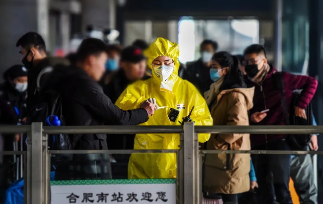 致敬摄影人眼中的合肥抗疫女战士