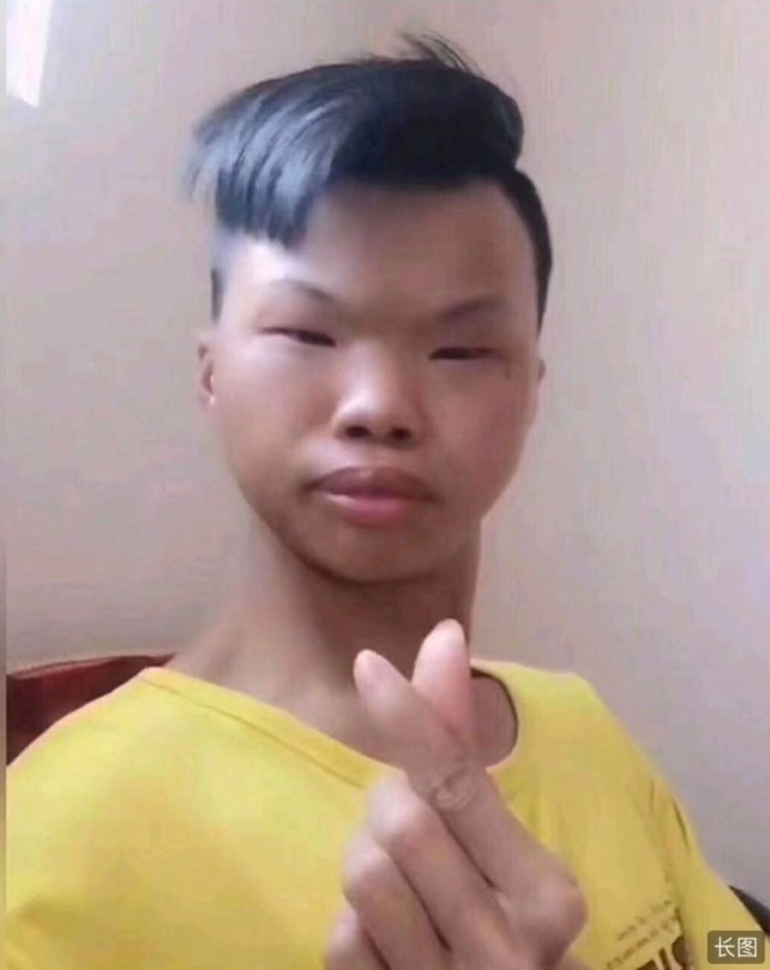 拿这个照片当头像,女生老是不理我众熊拱翔72老婆做的,感觉萌萌哒