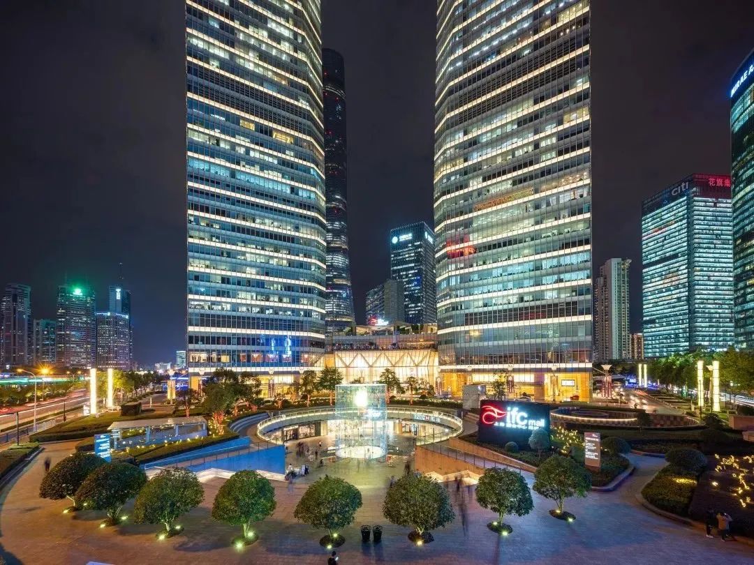 ifc国金中心商场活动期间,每收到一封信件,上海k11都将捐出一份爱心