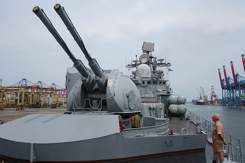 这款舰炮以66式130毫米双管岸炮作为基础,于1966年开始研制,由第一