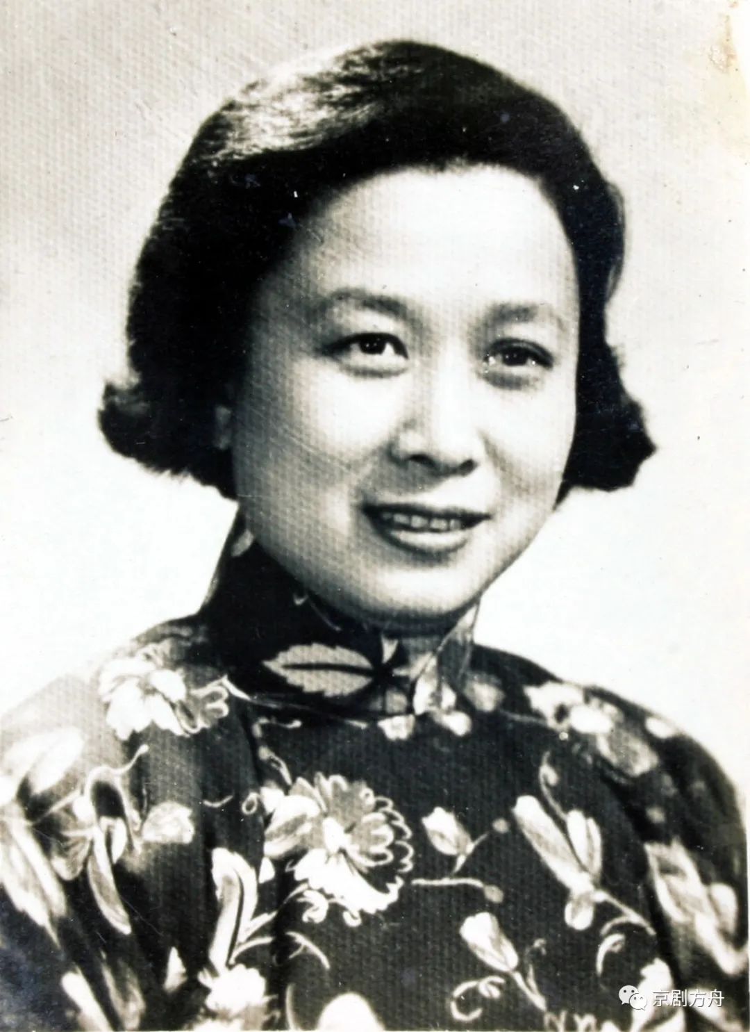 纪念越剧皇帝尹桂芳逝世20周年19192000