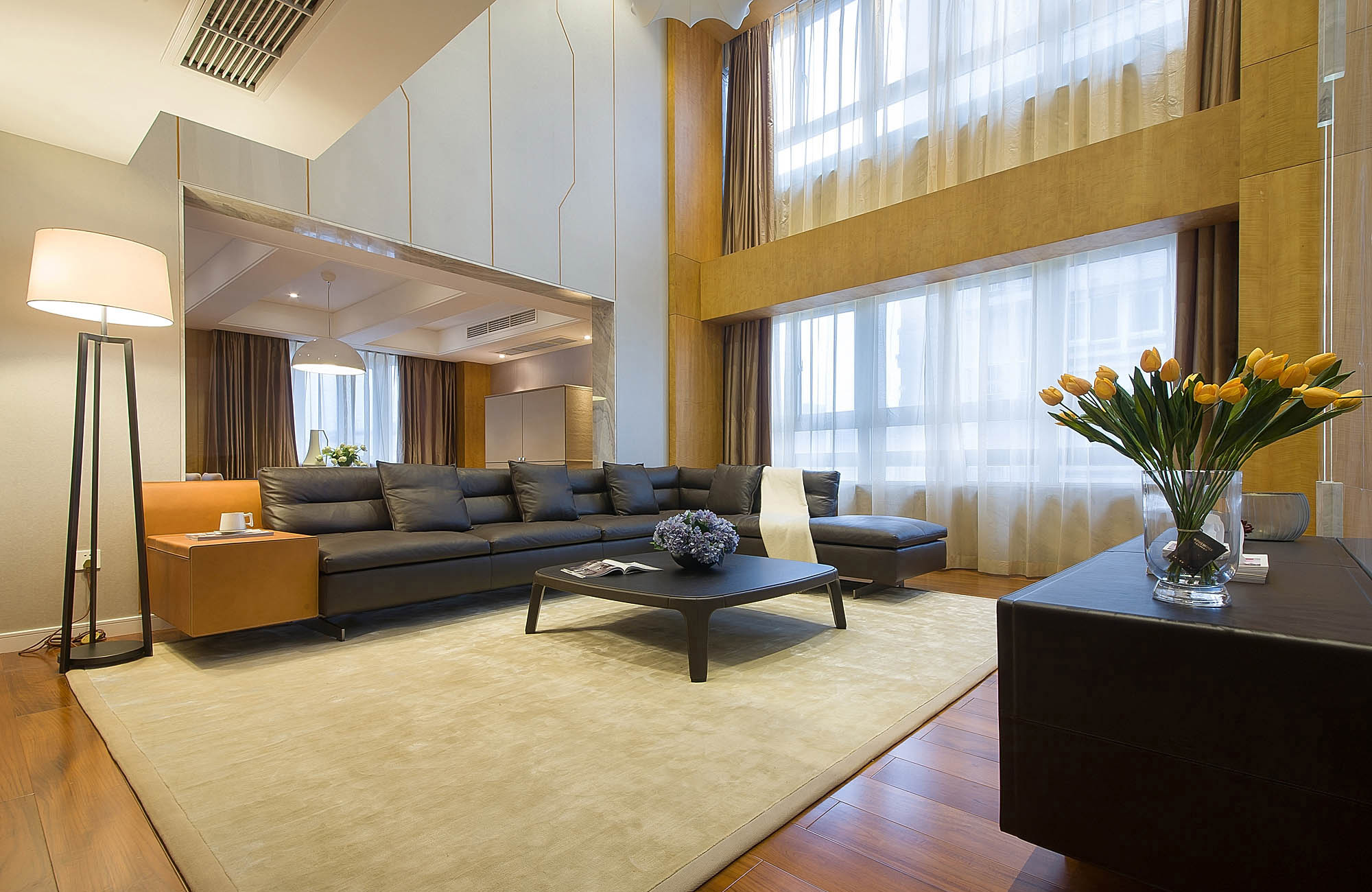 贵阳楼上楼下打通成复式装修设计案例