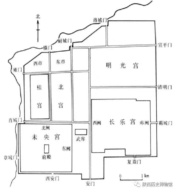 通過考古發掘可知,這是一座以長方曲尺形多層夯土高臺為基礎而建起的