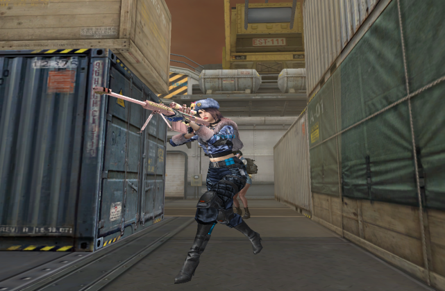 cf一毛没花的角色娜塔莎换个角度仔细看很性感