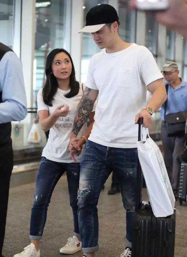 正式复工蒋劲夫家暴风波后深夜更博谈未来出路