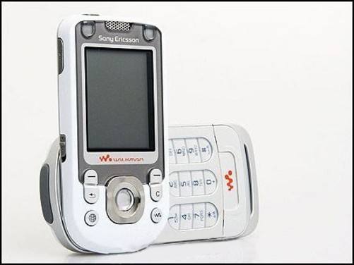 经典重现之索尼爱立信w550c旋转随身听