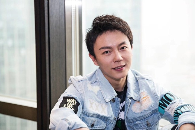 "父亲"般的李连杰,"母亲"般的梅艳芳,童星谢苗终于要崛起了