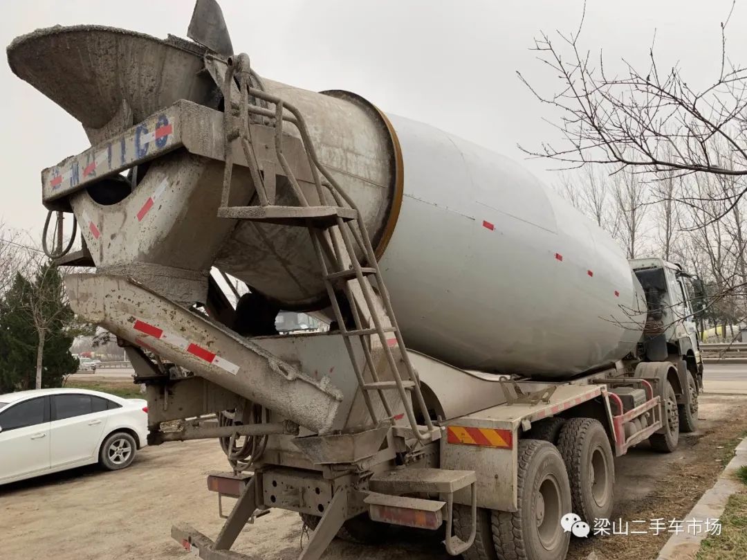 转让2018年豪沃唐鸿大20方混凝土搅拌车可分期