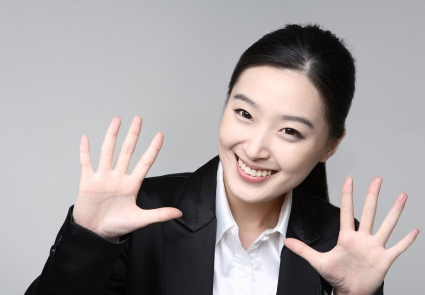 窈窕书女空姐的微笑是怎么炼成的每天只需5分钟你也能学会