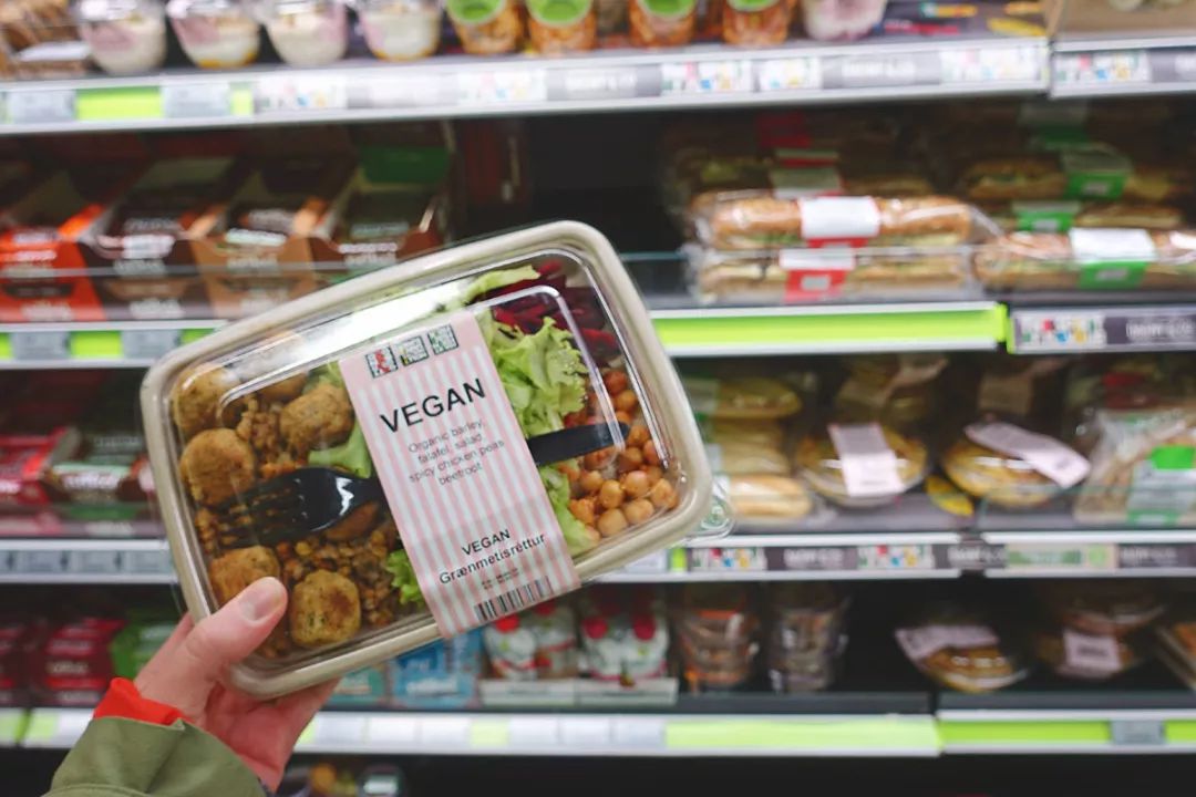 英国著名连锁店塞恩斯伯里公司即将推出一批新的素食产品,奥乐齐超市