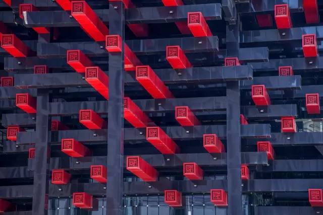 重庆国泰中心造型独特其设计灵感是否抄袭了上海的中国馆