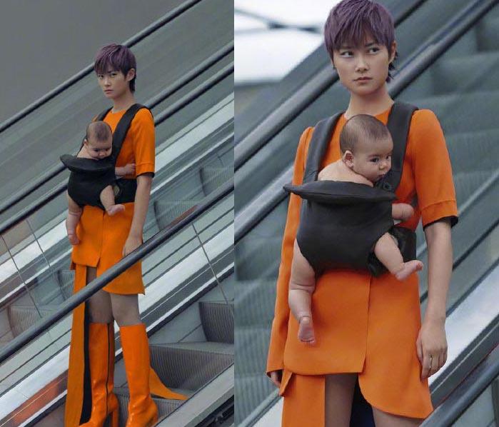 原创李宇春背娃拍大片惹争议网友嘲笑错误示范