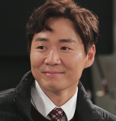 原创延政勋韩佳人爱巢30亿 男方拥有多辆跑车 吸血鬼检察官3呼声超高