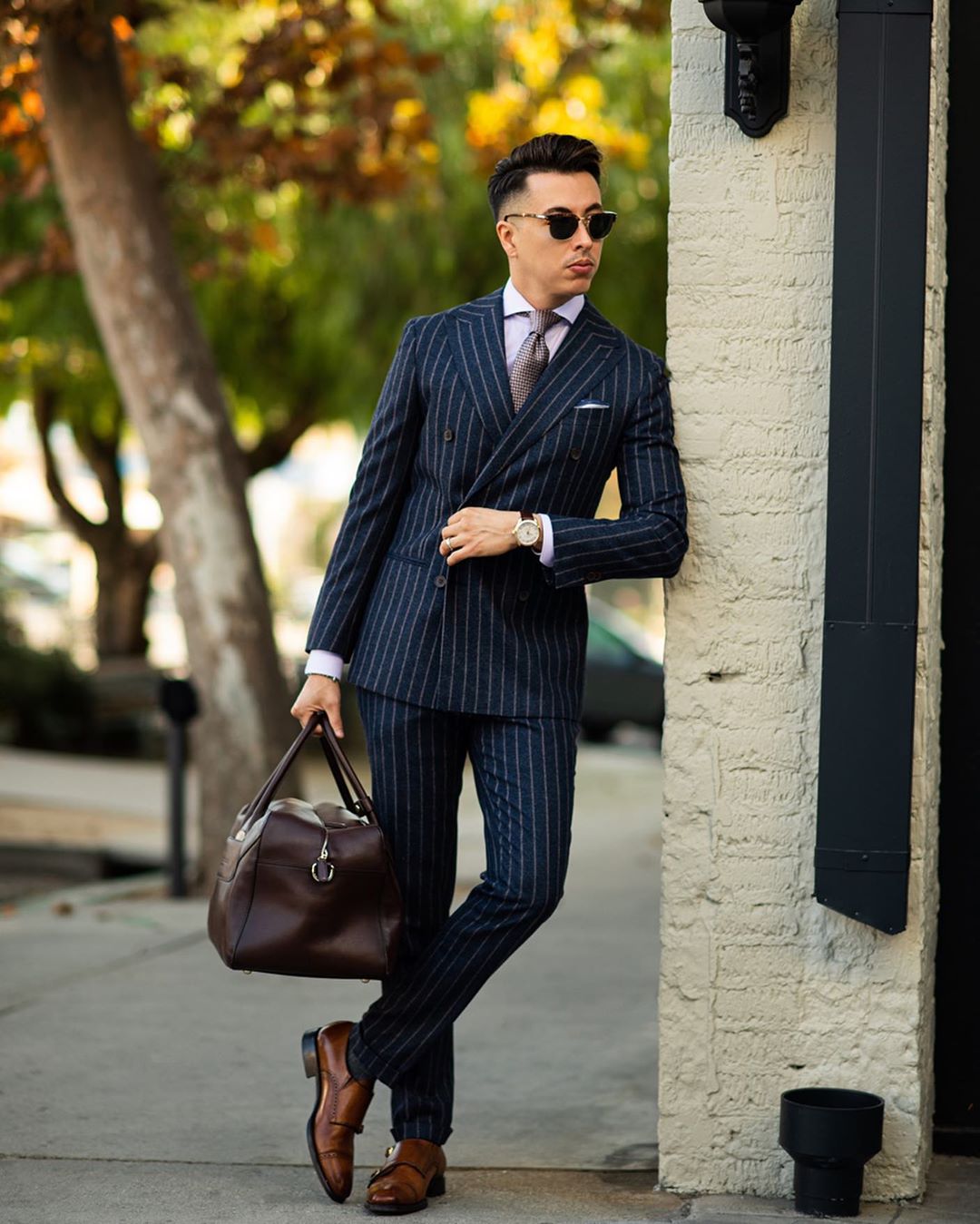 男士穿衣该如何避免精心打扮的土气