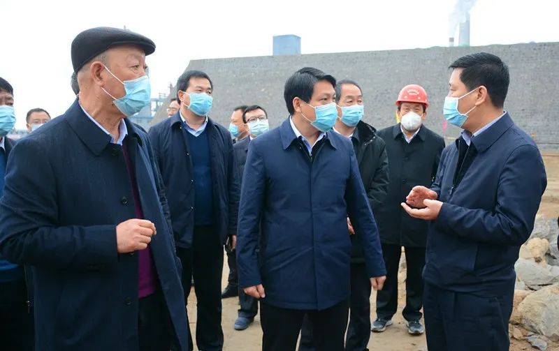 鞠振调研一联五包联项目时强调创优环境搞好服务全力推进项目建设