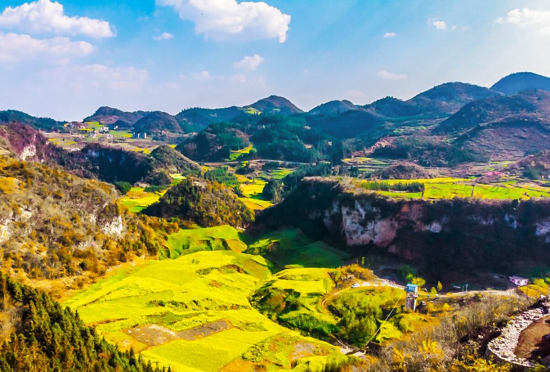 盘州发布小山村里的金色山谷