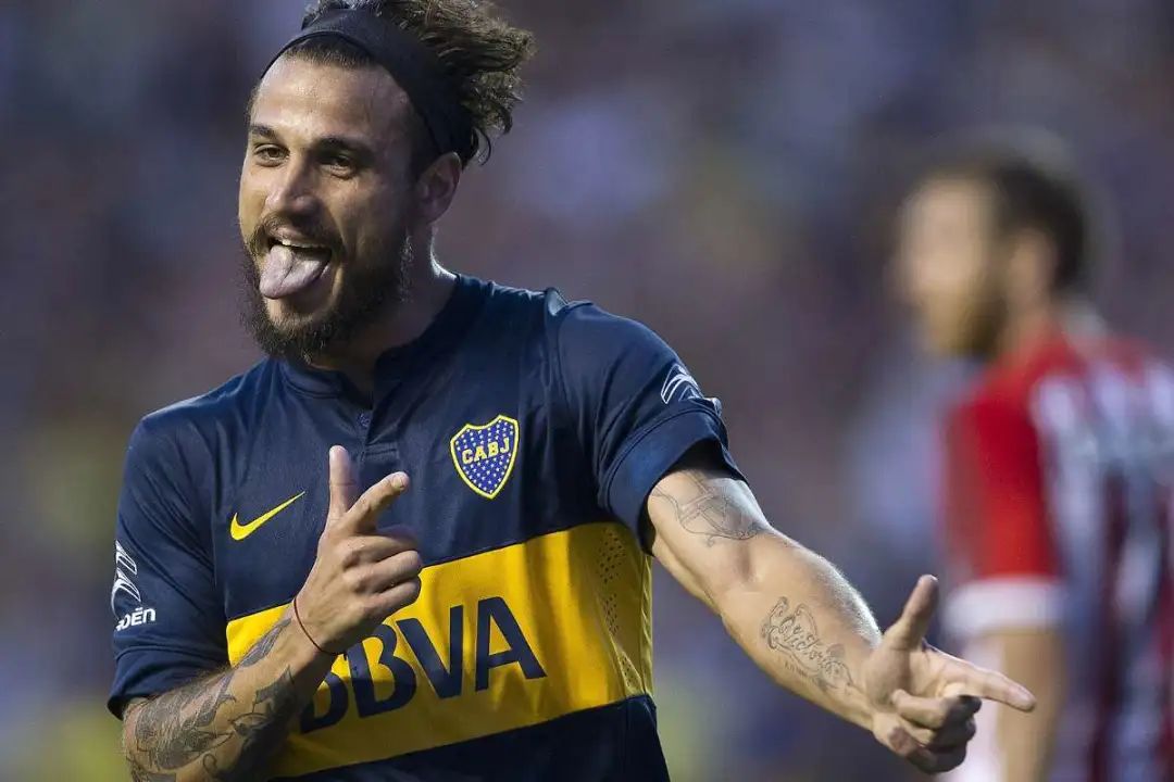 加盟博卡青年的奥斯瓦尔多,替补出场,换下了希望之星克里斯蒂安·帕文