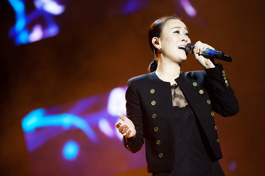 原创曾红过那英当红时却远嫁日本如今回国捞金网友骂声不断