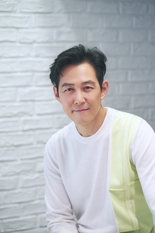 [星闻]演员李政宰为医疗人员和弱势群体捐赠1亿韩元!