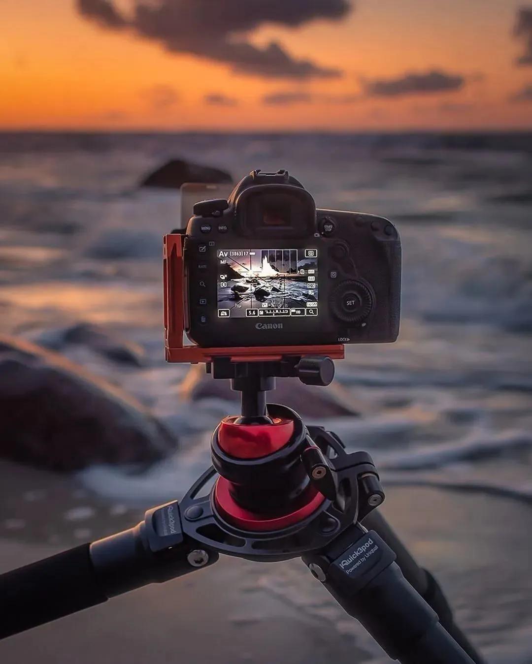 不会设置参数这位摄影师将拍摄视角及参数都放了出来供大家学习