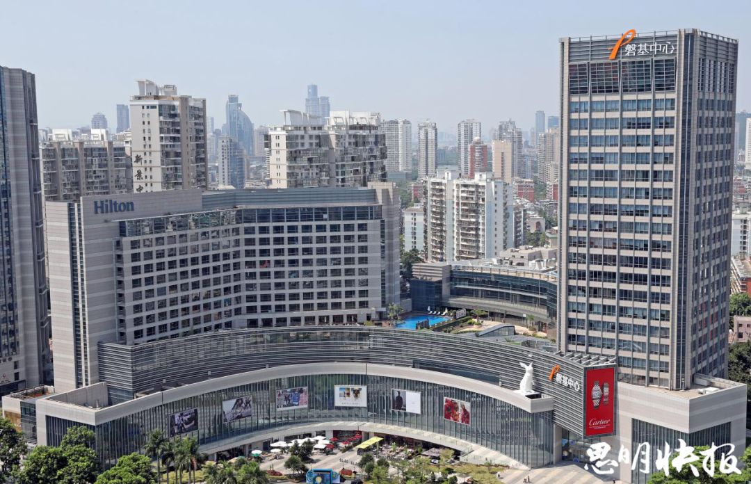 这里精心制造的叉车从这里走向世界磐基·莲花里重点工程现场集酒店