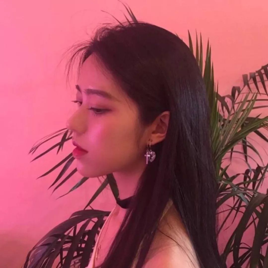 精选40张女生头像