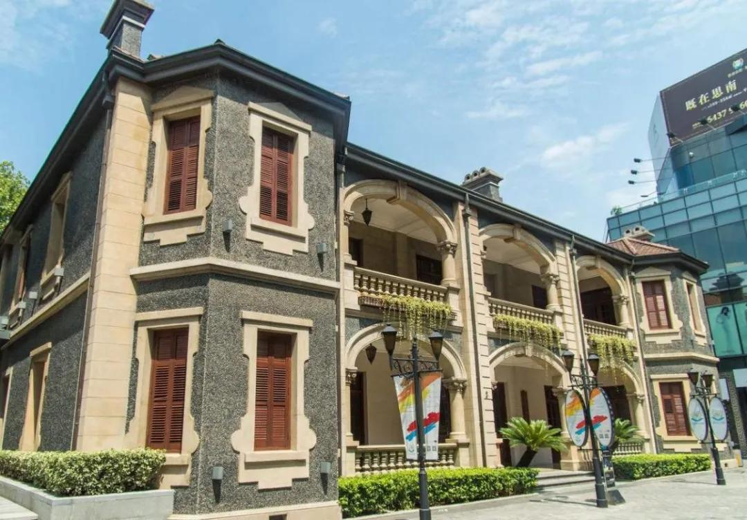 安家中的上海老洋房为何能够卖出15个亿