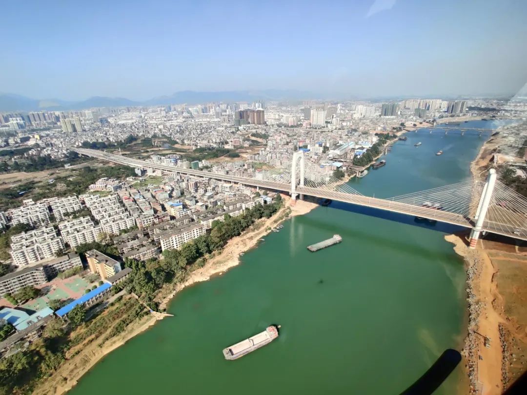 禁渔期来了!多年禁渔促使郁江水美,鱼肥,风光好