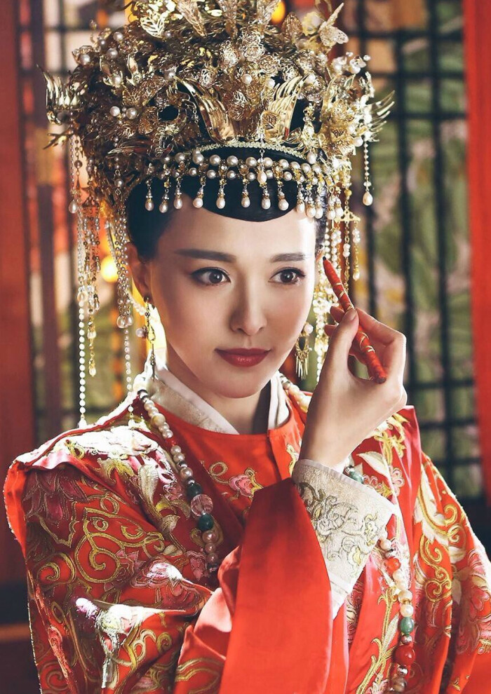 原创古装剧里的皇后造型大盘点谁最美艳最霸气呢