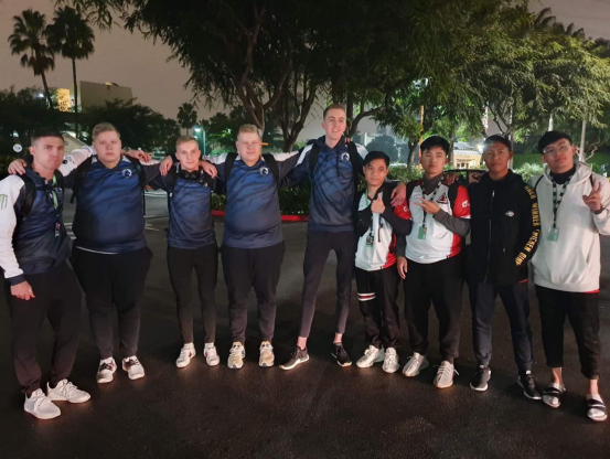 绝地求生最高职业选手石锤liquidibiza身高遭揭秘