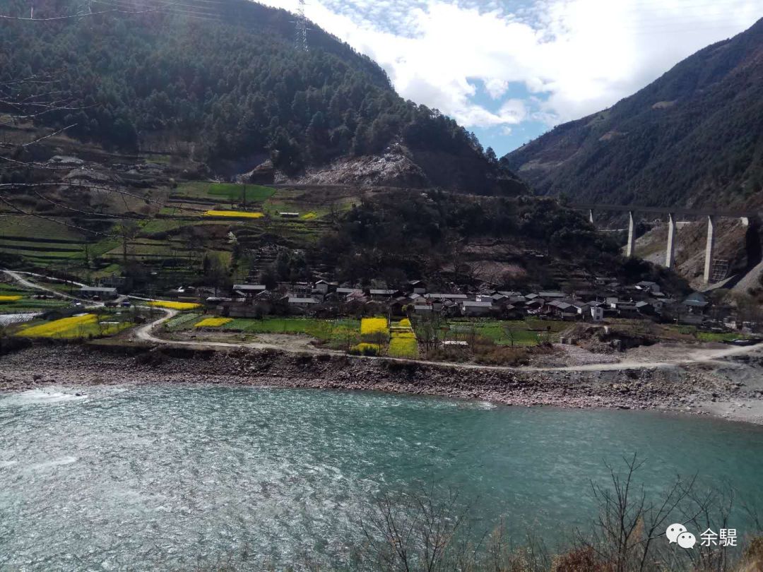 行走维西二月八走走白济汛洛吉古感受梦幻般的田园
