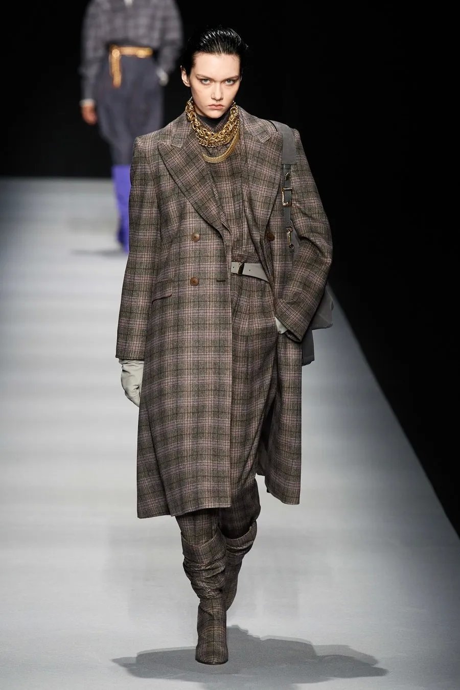 2020秋冬米兰时装周唤醒你的不羁风打翻你的少女心上