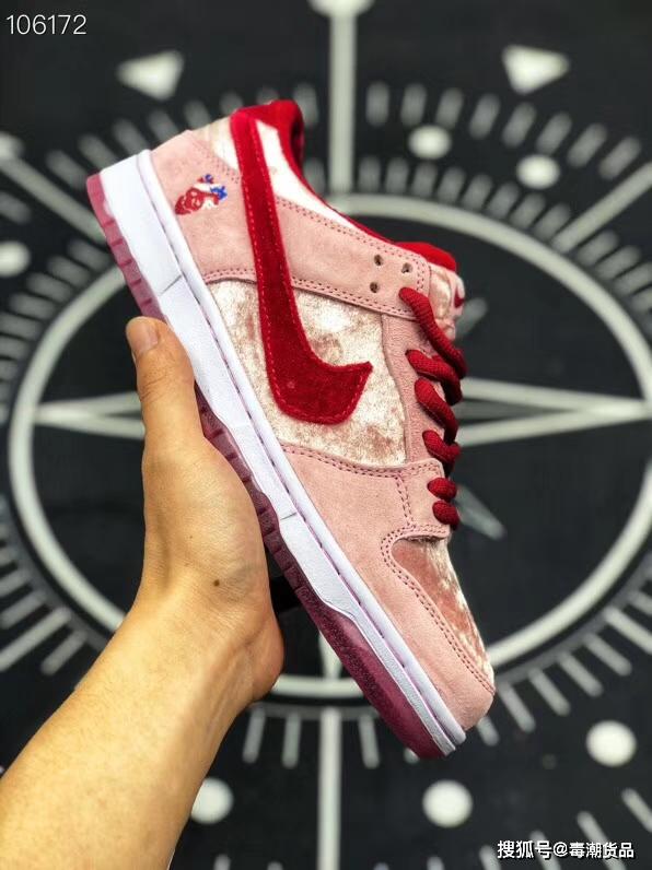情人节未到的礼物nikesbdunk情人节限定开箱