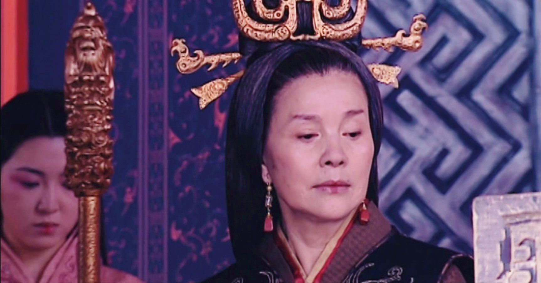 同样出自胡玫导演之手的《汉武大帝》,亦是国产史剧的巅峰代表之一