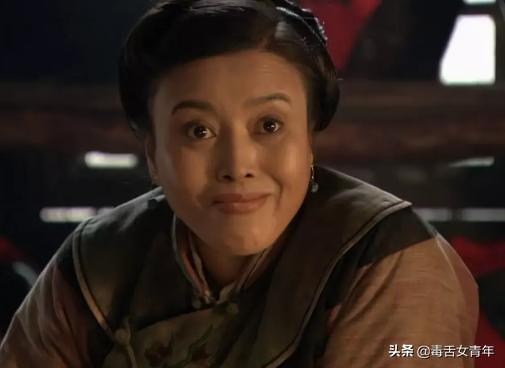 王奎荣饰演潘五爷牛莉饰演那文格格高明饰演日本人森田大介毕彦君饰演