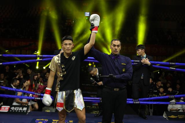 火哥帅旗半个月两战两次ko征战70kg不可限量