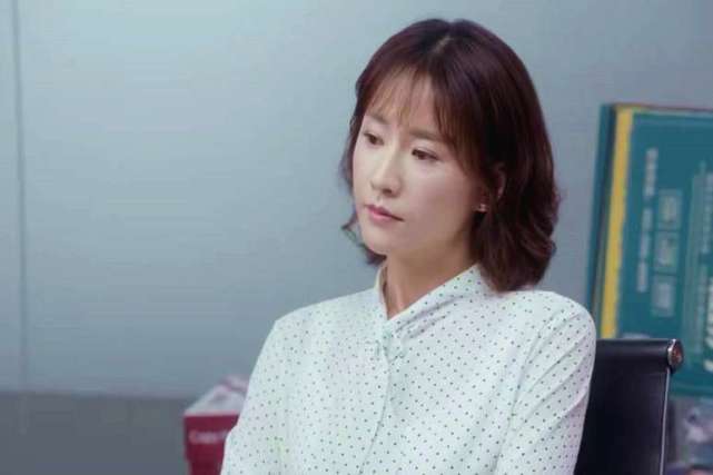 前面提到徐囡楠曾两次登上春晚,第一次是合作孙涛,第二次则是搭档蔡明