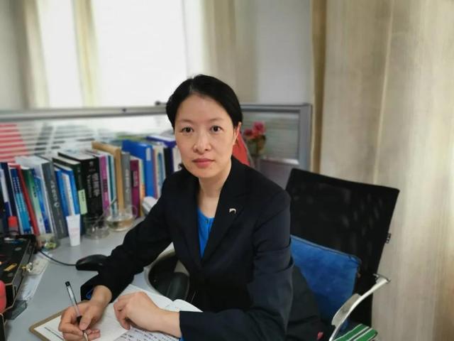 疫线疾控人:与病毒只隔了两层手套的"健康守门人"_徐瑾