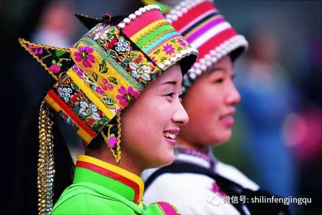 撒尼服饰恰似蝴蝶飞翔