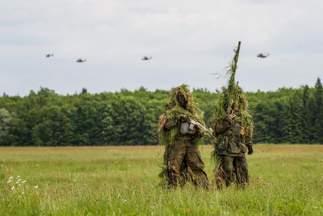 从大红大绿到马赛克军用迷彩200年的发展