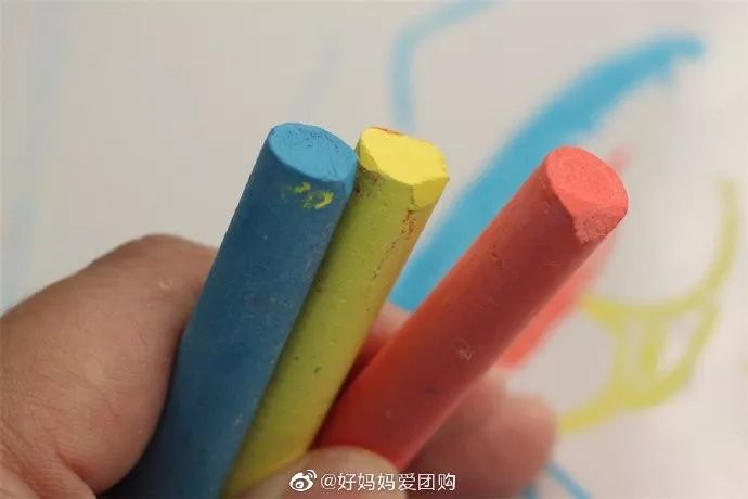 开团中丝滑蜡笔水彩笔可换新黑板贴水性粉笔家中小课堂