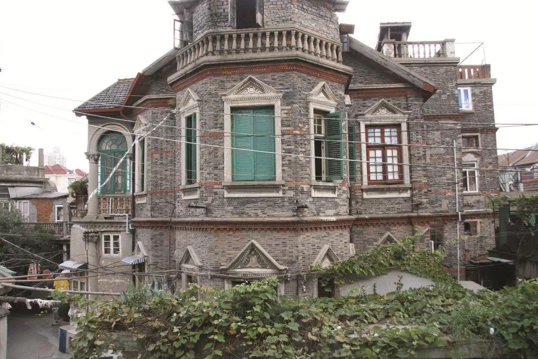 藏于上海闹市的清代园林,价格曾无法估量,现成杂乱"群租房"_梓园