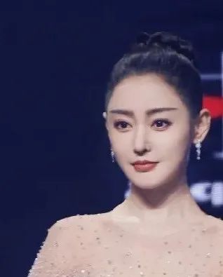 娱乐圈未解之谜张天爱和吉娜的眉毛可怕