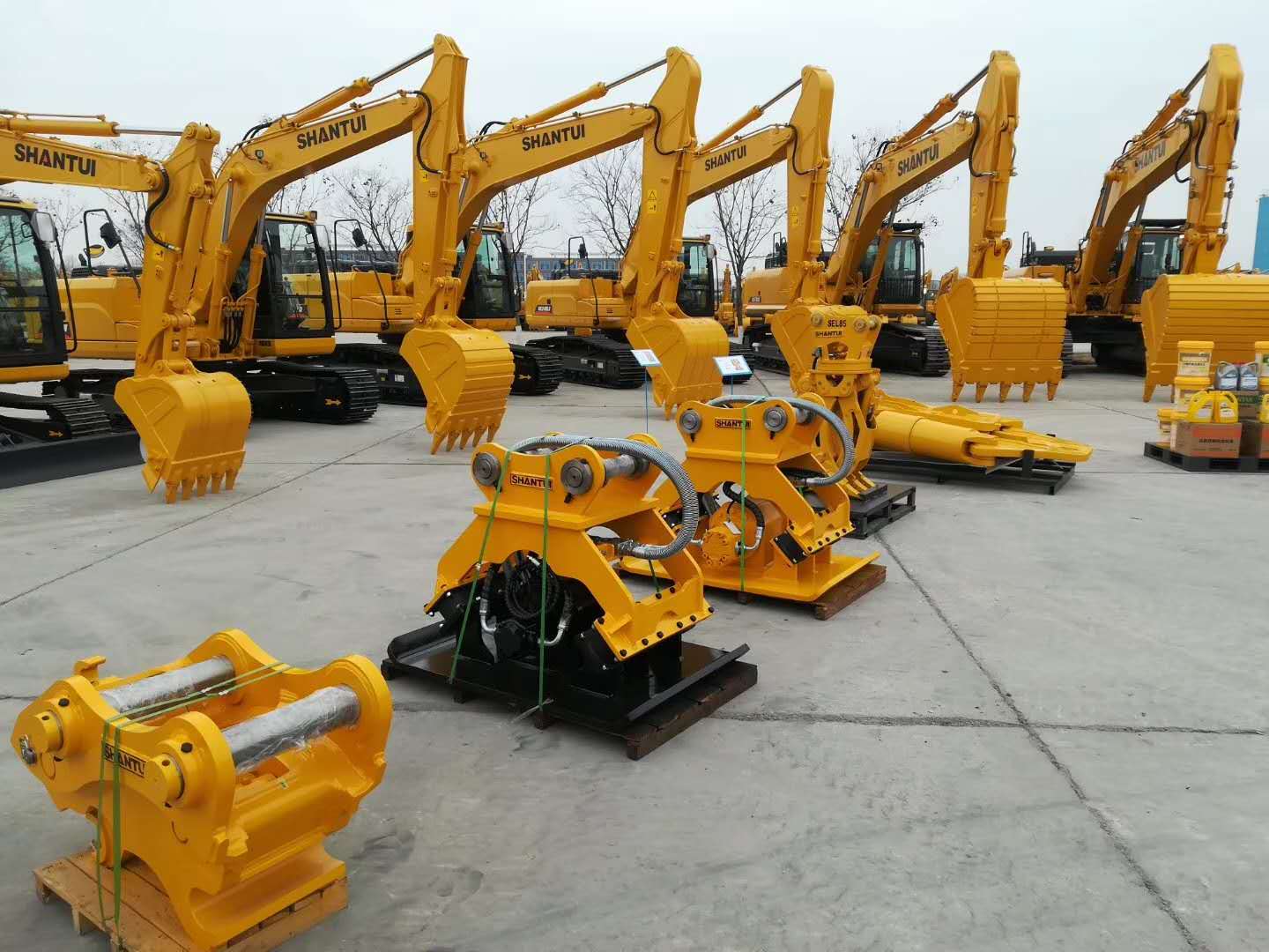 挖掘机和装载机到底谁才是工程机械一哥?