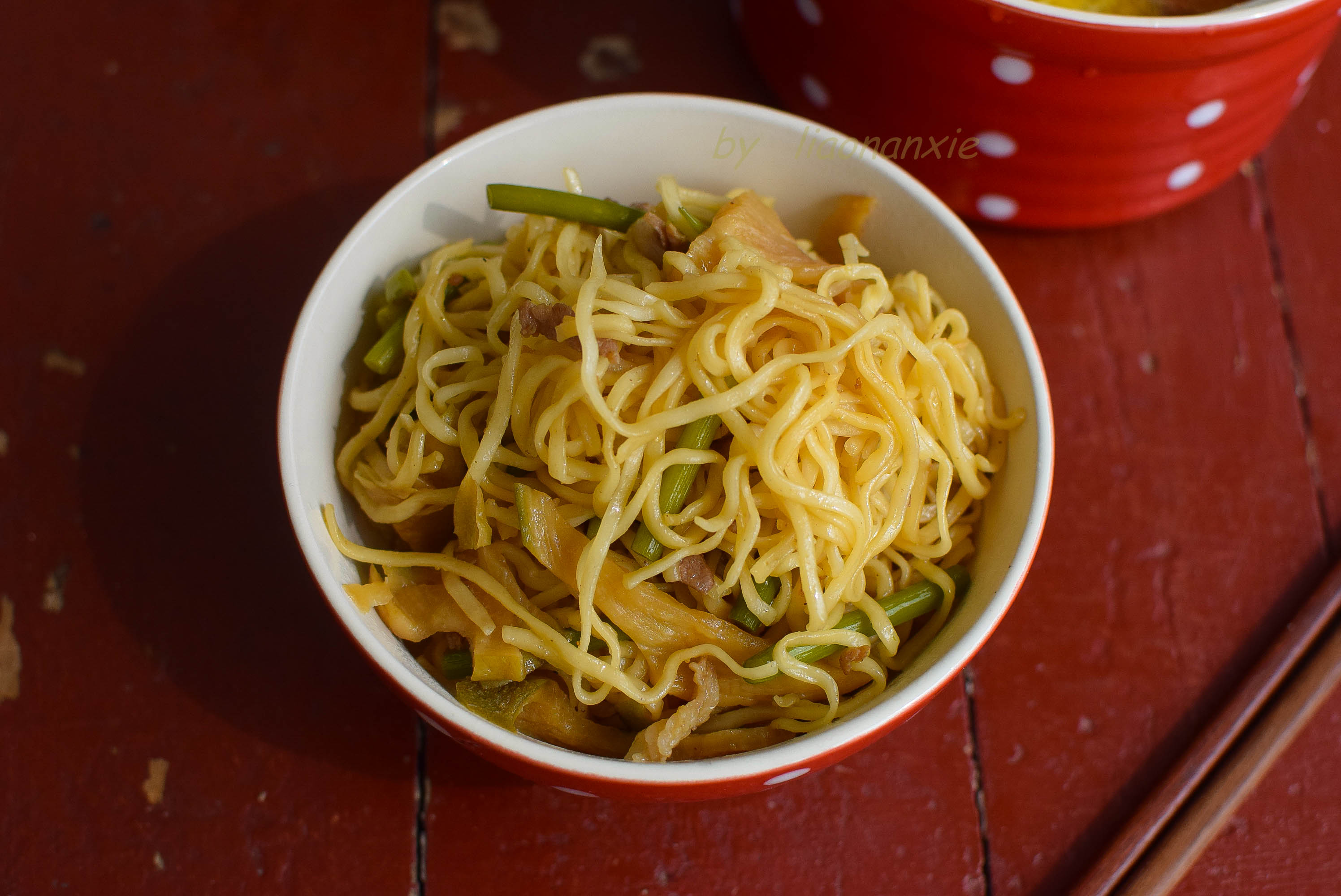 原创河南特色蒸面条吃几十年也没吃烦好吃的关键是要蒸2次