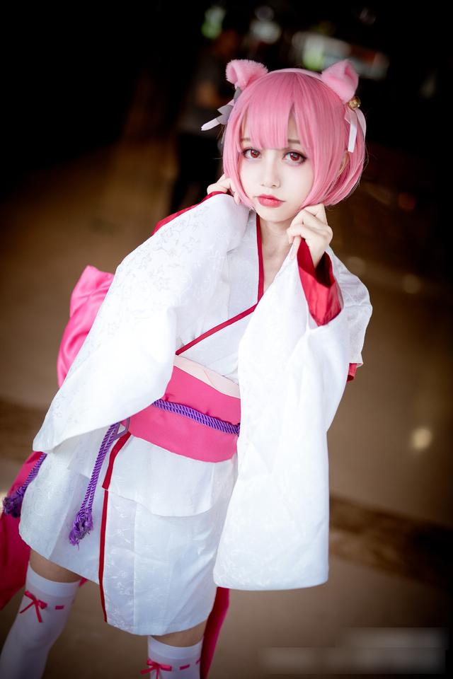 三组日本动漫角色拉姆的cos作品欣赏来自三位国人妹子的作品