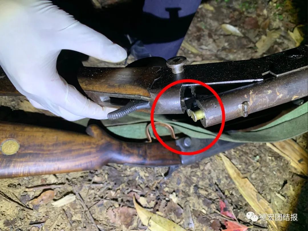 钉枪2支子弹126发香烟2100条德宏警方查获4起案件