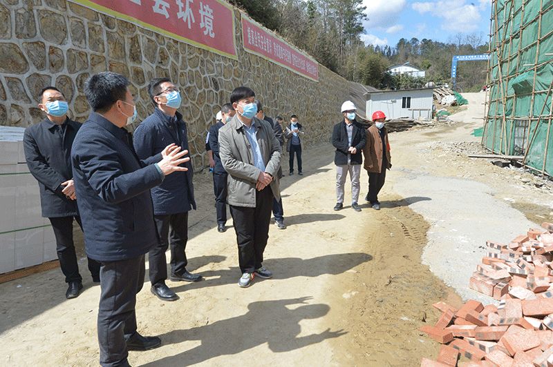 彭洪:突出重点加快广平高速公路项目建设